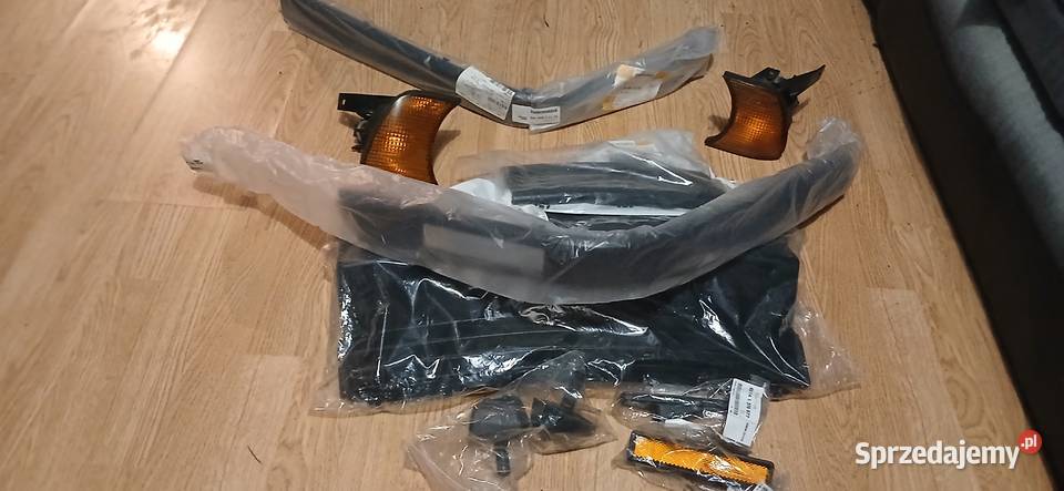 Pakiet usa BMW E34 listwy zderzaka Nowe przód Zabrze