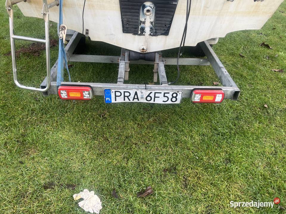 Łódź motorowa Szwajcarii z Honda 100 Wrocław