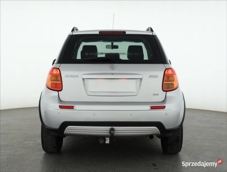 Suzuki SX4 16 VVT srebrny SX4