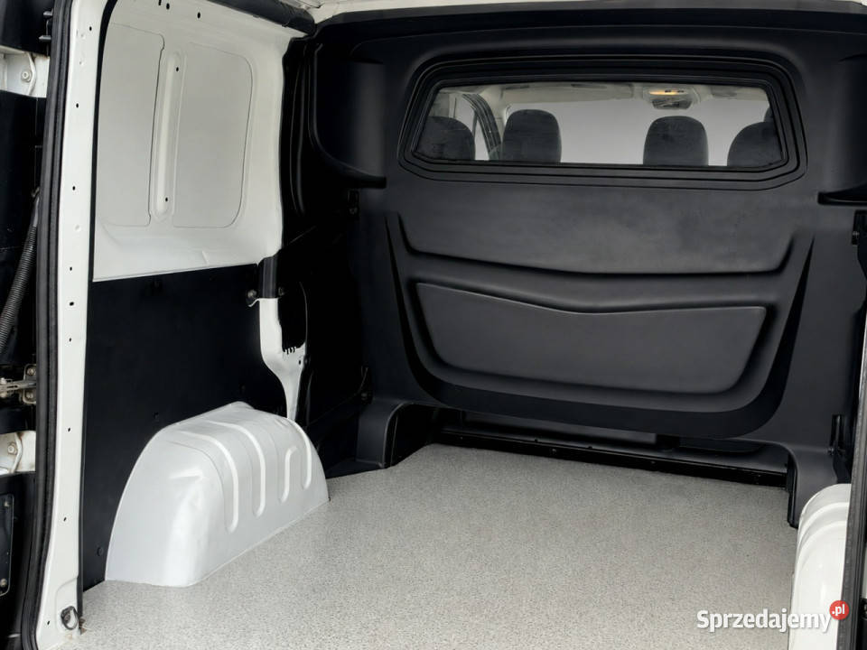 Renault Trafic 16 dCi brygadówka 6 osób Pierwszy kujawsko-pomorskie Skępe