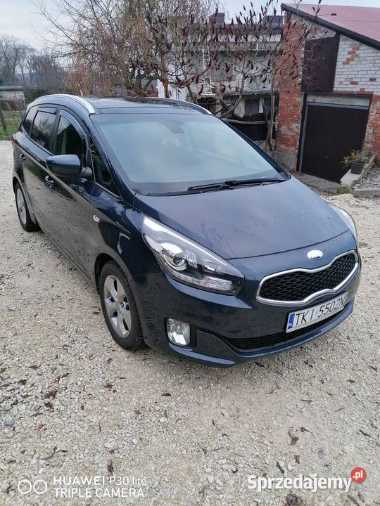 Kia carens