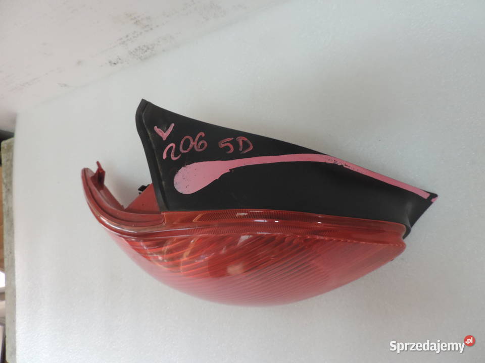LAMPA LEWA TYLNA PEUGEOT 206 FL Nowy Sącz sprzedam