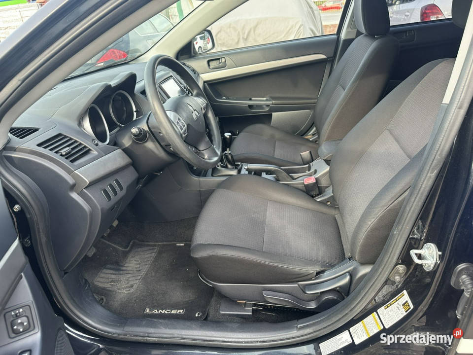 Mitsubishi Lancer 20 benzyna 135Pojazd specjalny Warszawa