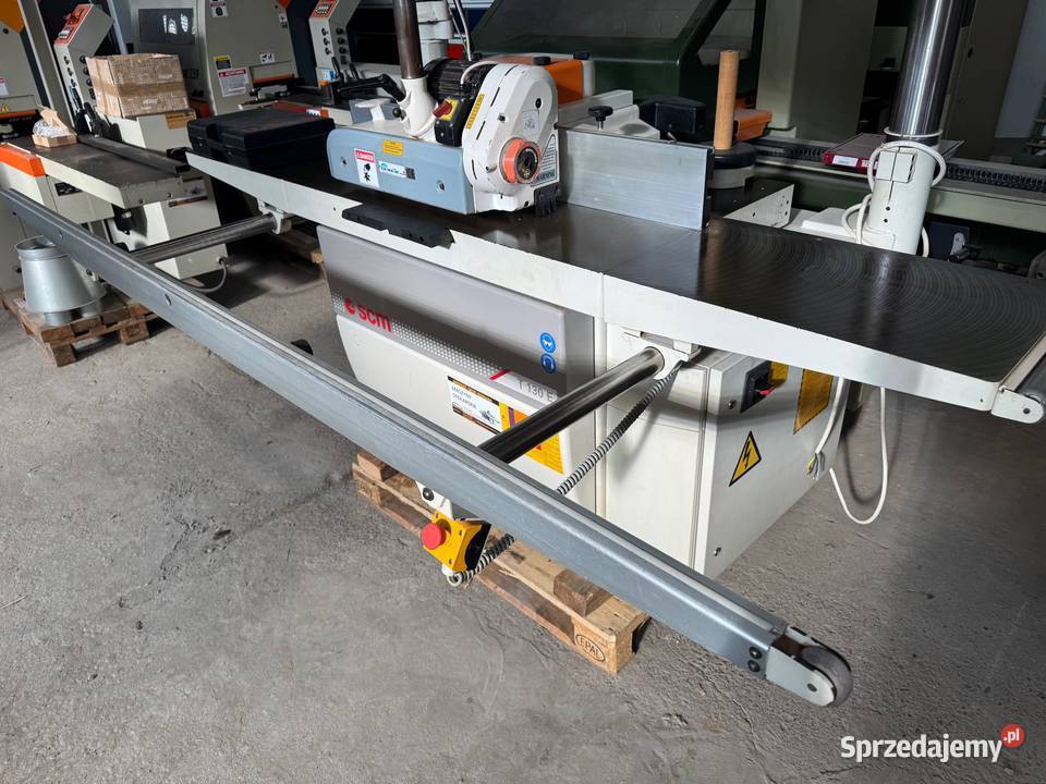 Frezarka dolnowrzeciona SCM T 130 E Produkcja Kalwaria Zebrzydowska