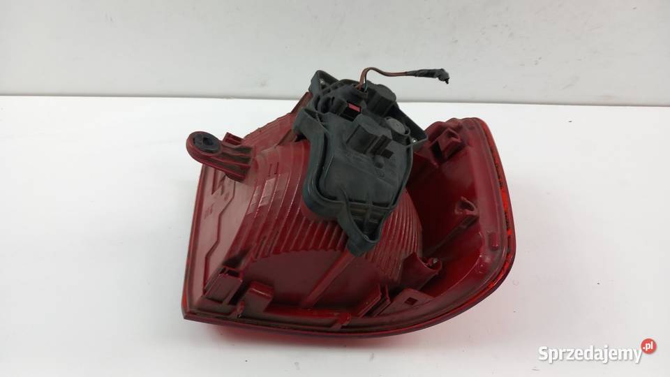 VW TOURAN II VAN LAMPA TYŁ PRAWA 1T0 sprzedam