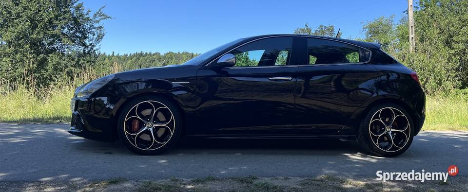 Alfa Romeo Giulietta 14TB 170 139 2010r czarny Nowy Sącz