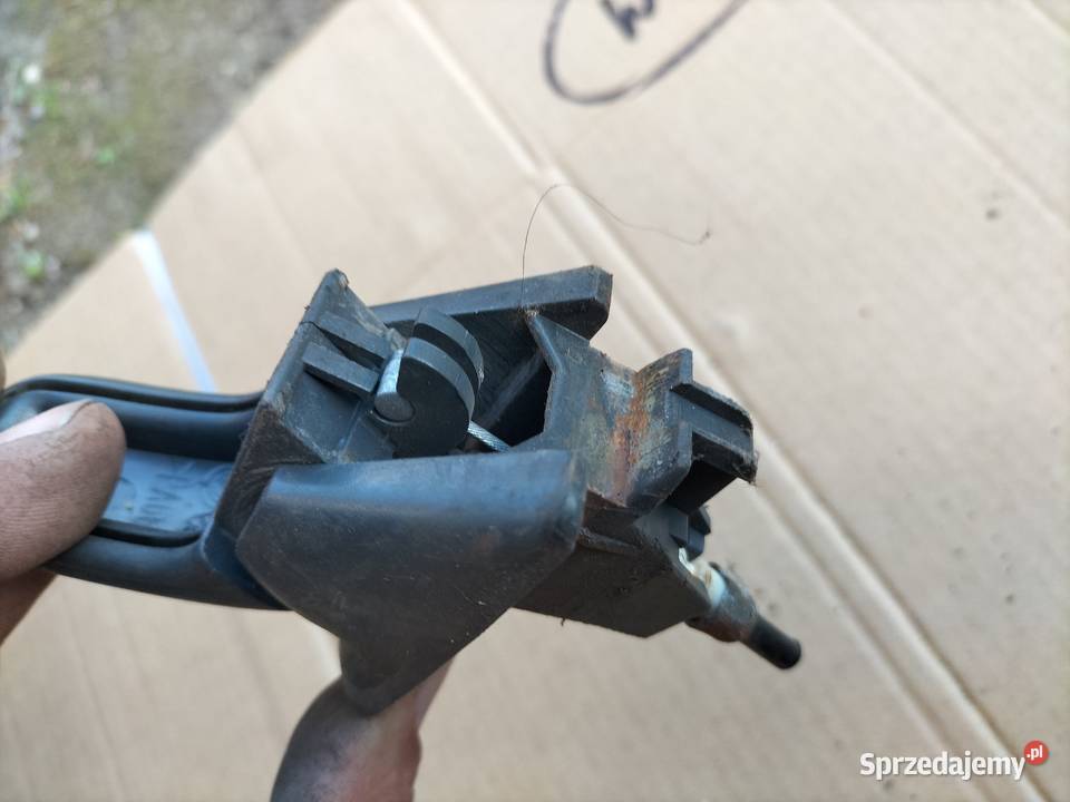FIAT PUNTO 1 MK1 RĄCZKA UCHWYT LINKI KLAPY Kamień-Kolonia