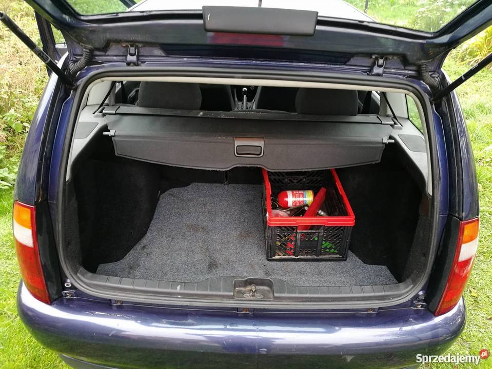 VW polo 16 benzyna kombi 1998 Dźwierzno