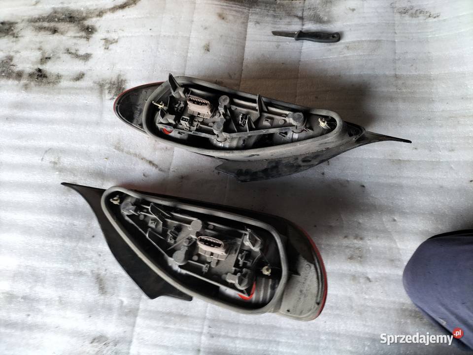LAMPA TYŁ PEUGEOT 406 COUPE LEWA PRAWA Kamień-Kolonia