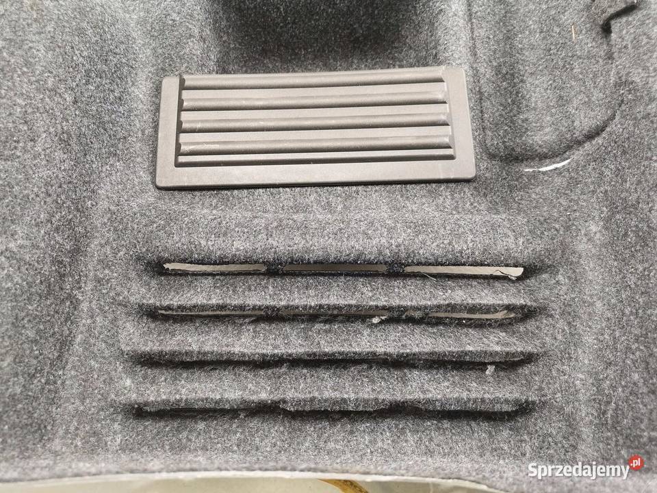 WYKŁADZINA BAGAŻNIKA PRAWA FIAT PALIO WEEKEND