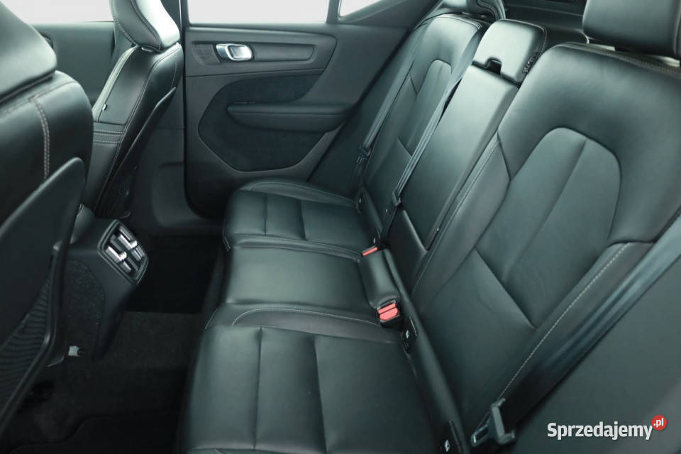 Volvo XC40 D4 AWD Bielany Wrocławskie