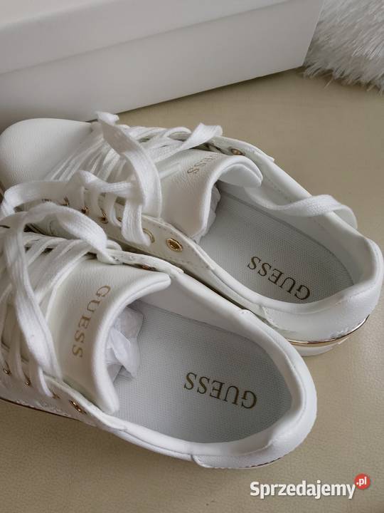 Guess białe sneakersy BONNY rozmiar 37 biały Olkusz