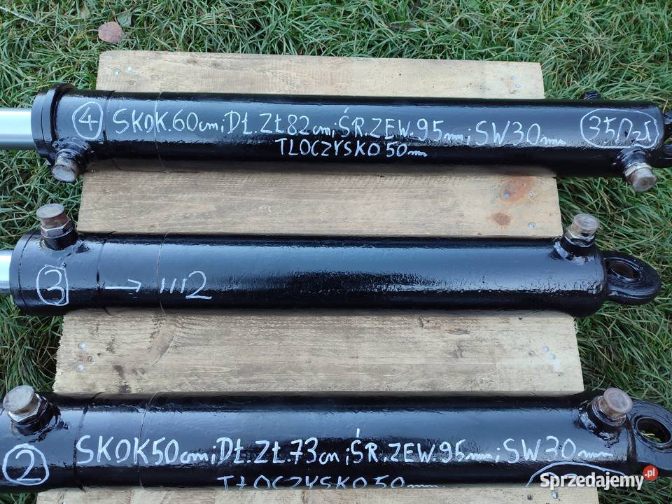 Siłownik hydrauliczny dwustronny sów 50 łuparka Sędziszów