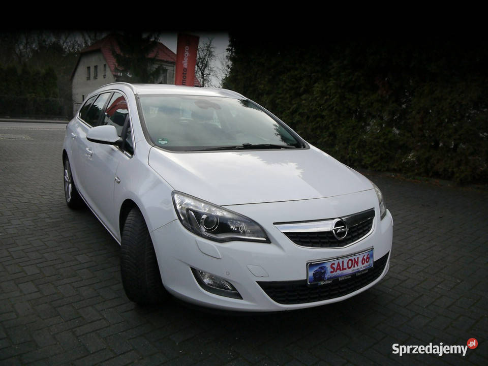 Opel Astra 14t Xenon Skóra Stan b Częstochowa