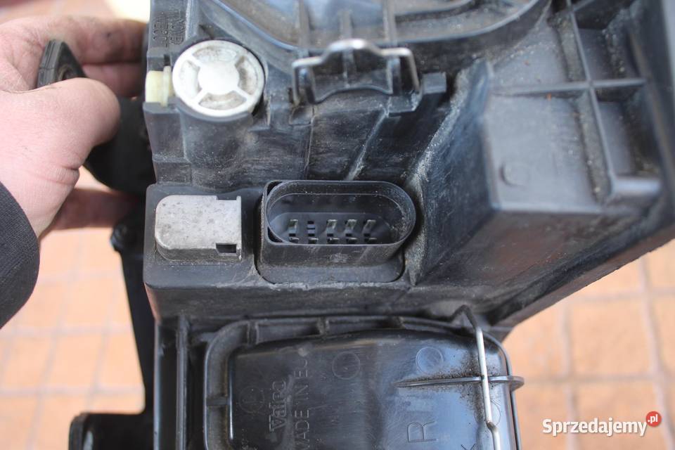 LAMPA PRAWY PRZÓD AUDI A4 B6 8E0941004F sprzedam