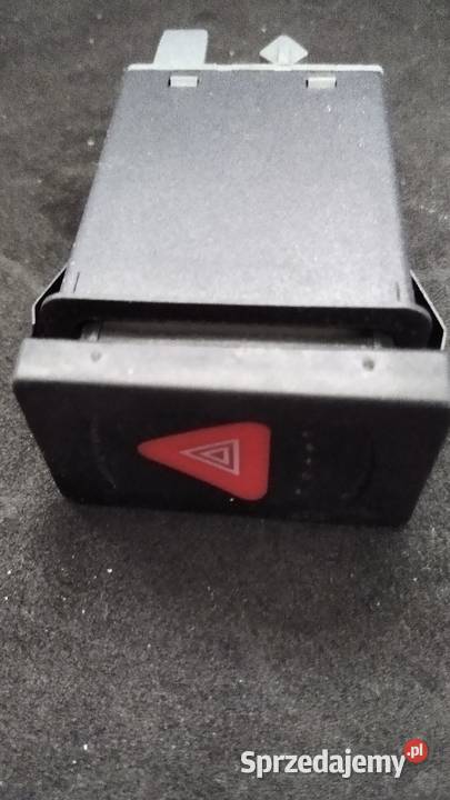 Włącznik świateł awaryjnych passat b5 Rok produkcji 2008 Wyposażenie wnętrza