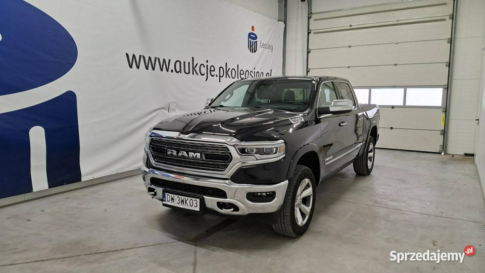 RAM 1500 57 V8 Crew Limited Chrome AWD Grójec