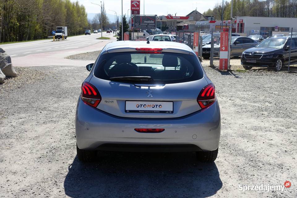 Peugeot 208 12 83 LIFT Niski przebieg Bez Rok produkcji 2018 śląskie
