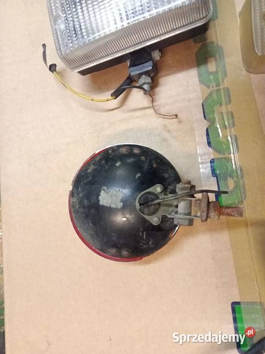 Fiat 126p Fiat 125p lampa cofania przeciwmgielna Oświetlenie