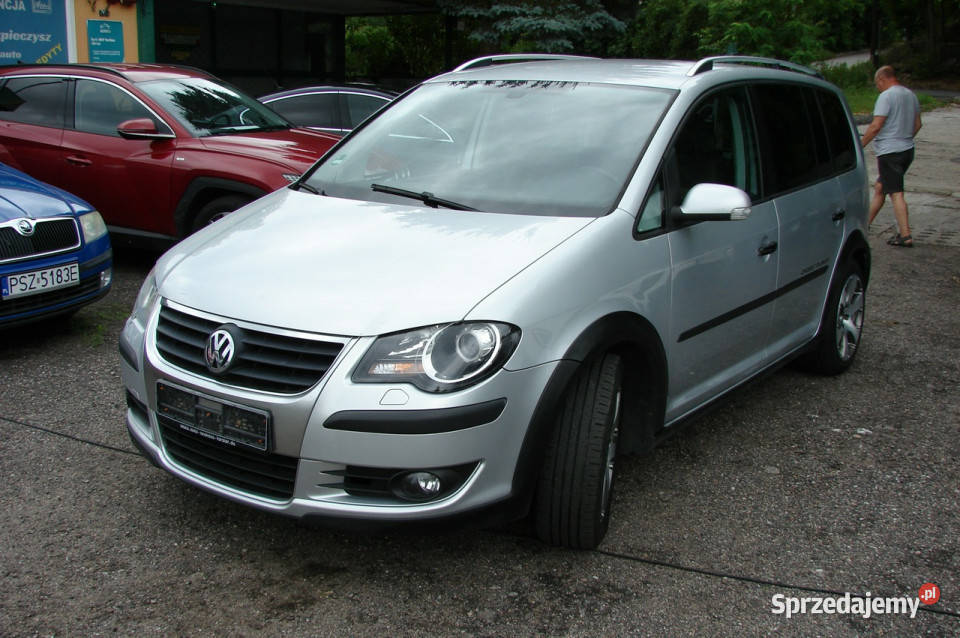 Volkswagen Touran VW Touran Cross 20 TDi 140 I VAT marża Piła