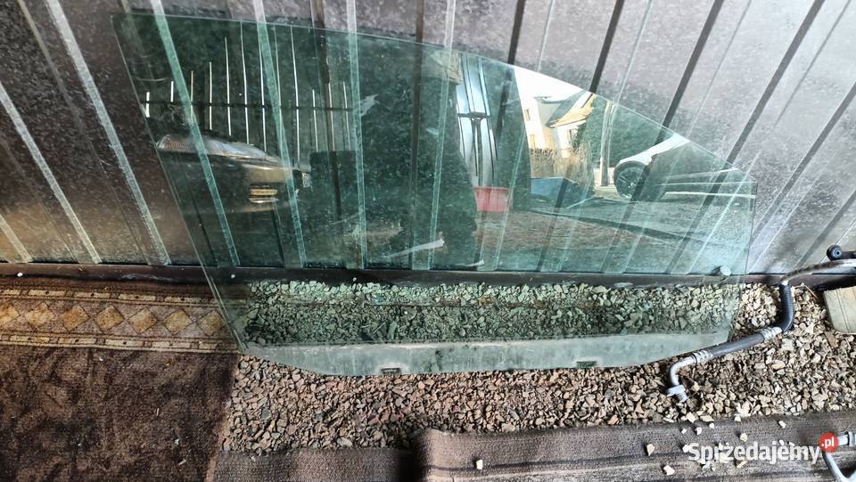 Szyba drzwi prawy przód Touran I szyby Kraków