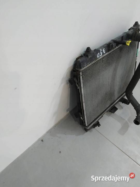 CHŁODNICA WODY 13 B Toyota Yaris II 20052011 osobowe