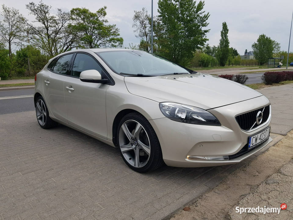 Volvo V40 20 Turbo Benzyna 152 Nawigacja Skóry złoty Włocławek sprzedam