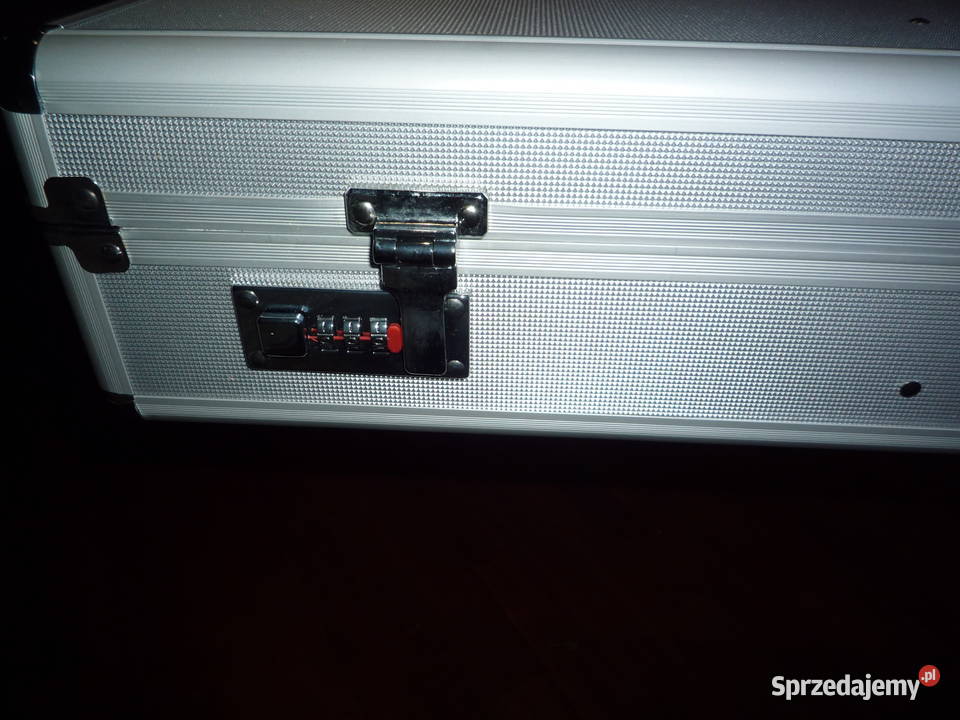 walizka kufer na sztucer z lunetą dwa sztucery Chmiel