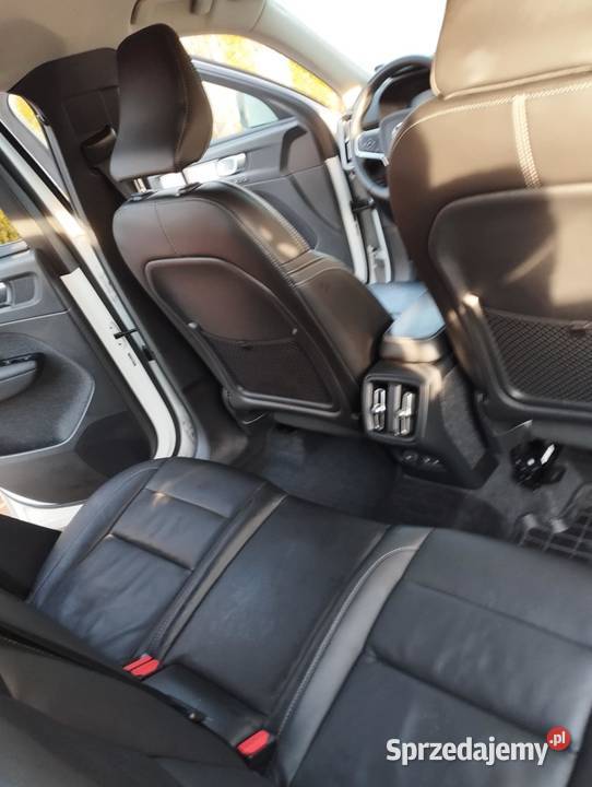 Volvo xc40 20 T5 Momentum benzyna Białystok