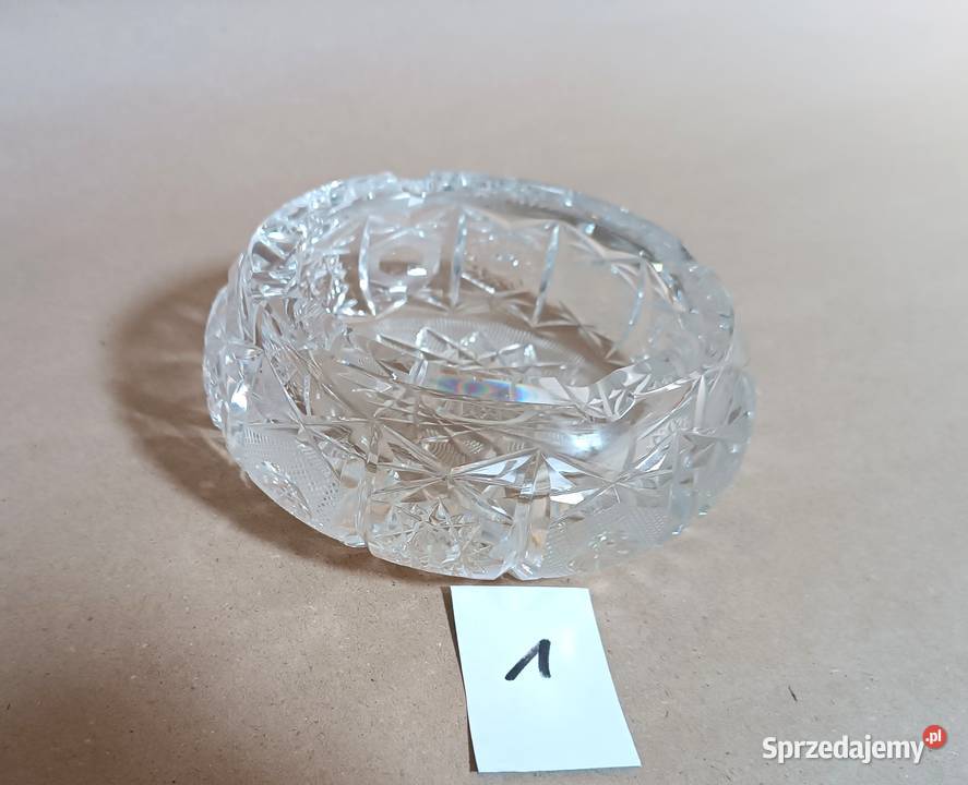 Popielniczka kryształowa Porcelana i szkło