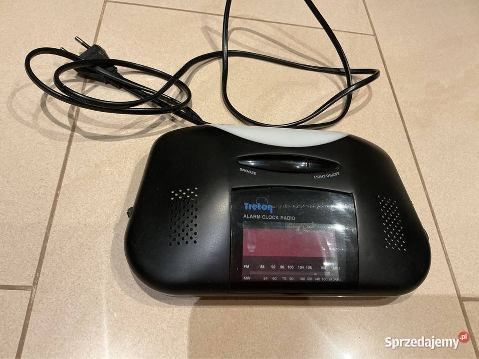 Stare Radio Treton z Budzikiem