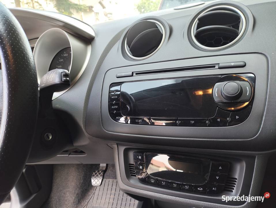 Seat Ibiza 16 MPI 105 ZAMIENIESPRZEDAM 217500km mazowieckie