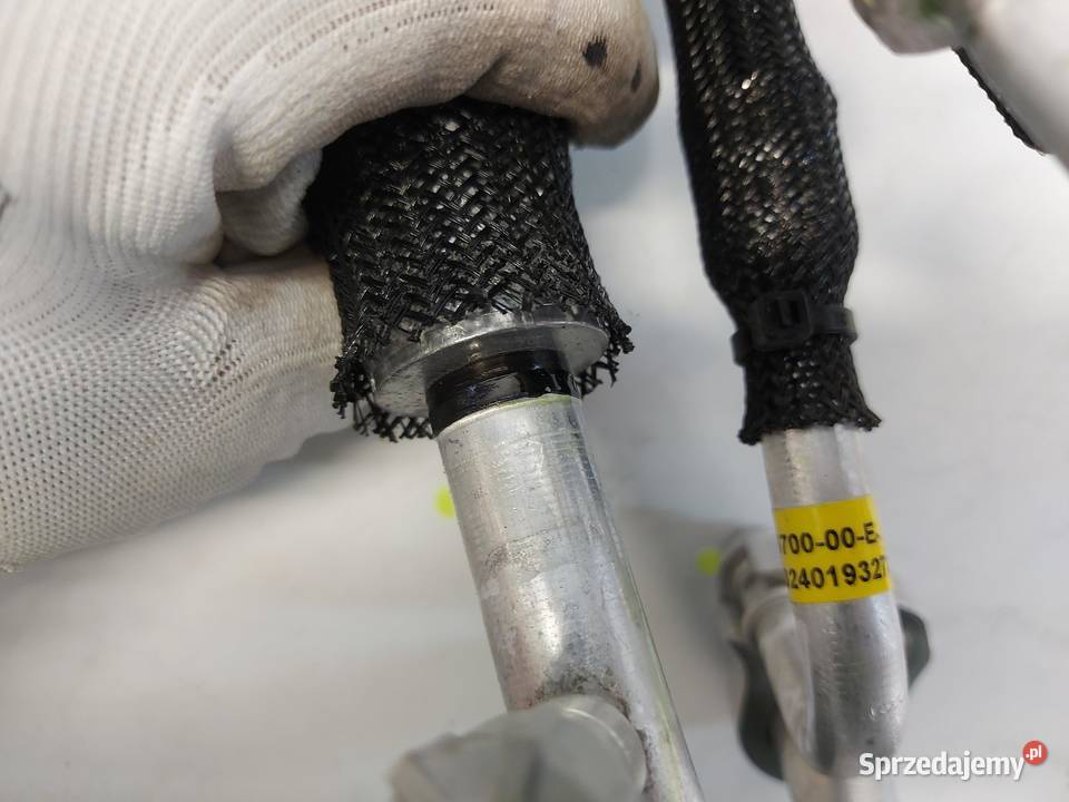 TESLA MODEL Y 2024r WĄŻ PRZEWÓD KLIMATYZACJI