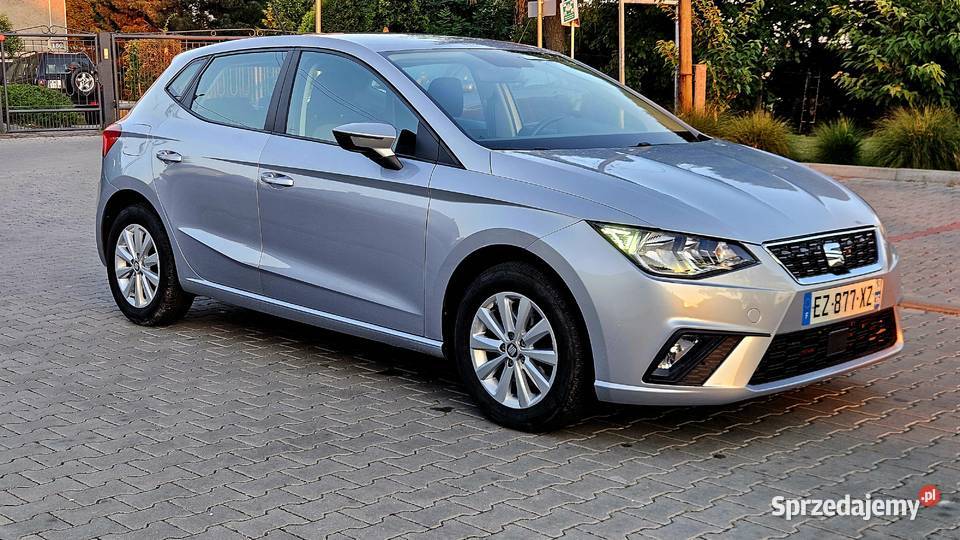 SEAT IBIZA V 6F 16 TDI 95 Navi Klima Led Alu 15 Szarów