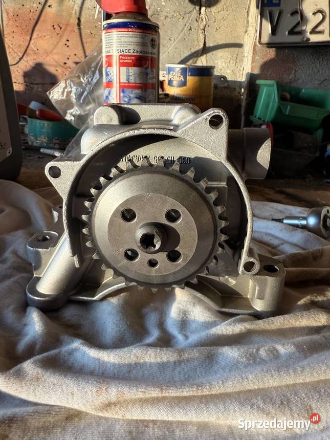 Pompa oleju PIERBURG Audi a3 8p Sędziszów sprzedam