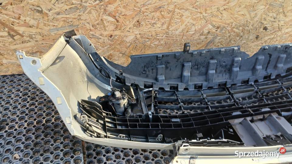 RENAULT MODUS ZDERZAK PRZÓD HALOGEN TED11