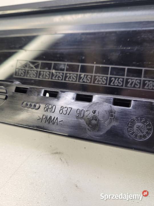 NAKŁADKA OSŁONA DRZWI AUDI Q5 8R 8R0837902L PP Przystajń