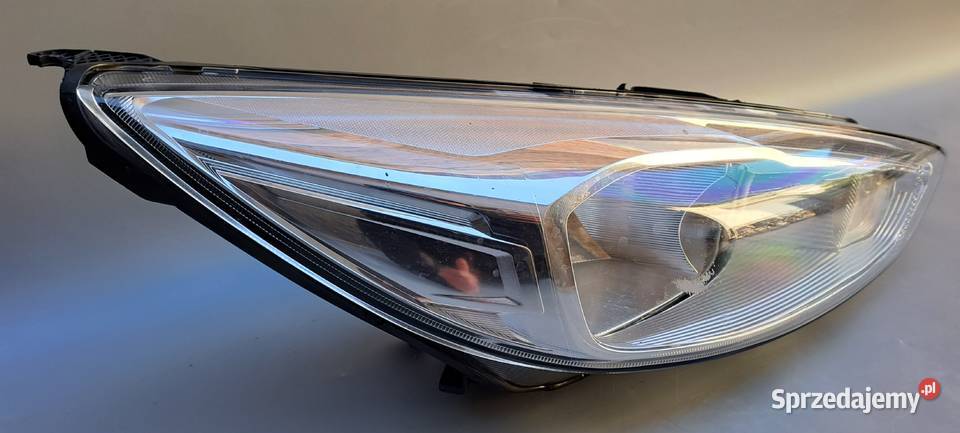 Reflektor Prawy Ford Focus Mk3 FL LED Mielęcin