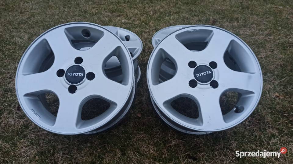 Felgi aluminiowe 4x100 R14 et38 oryginalne Tyniec Mały