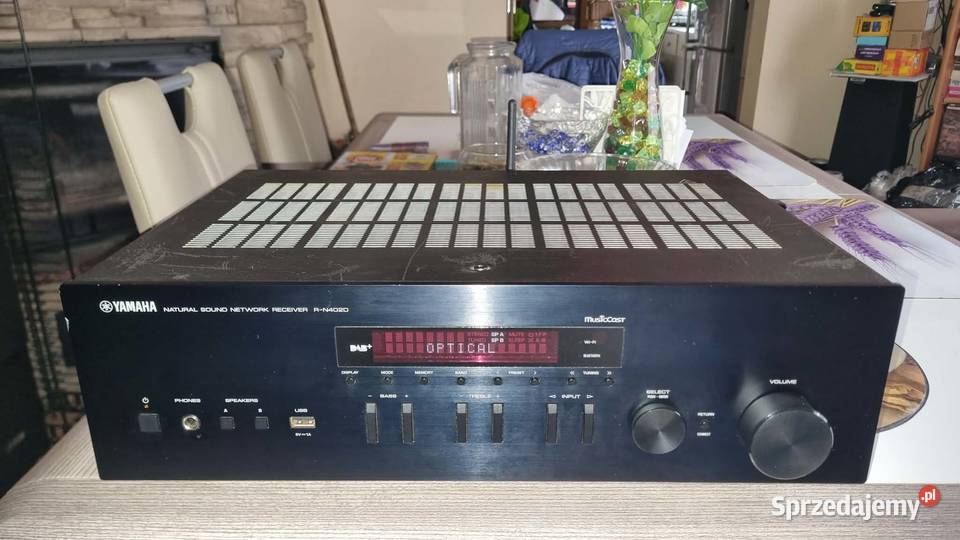 Ampituner Yamaha RN402D DAB FM WiFi USB Warta