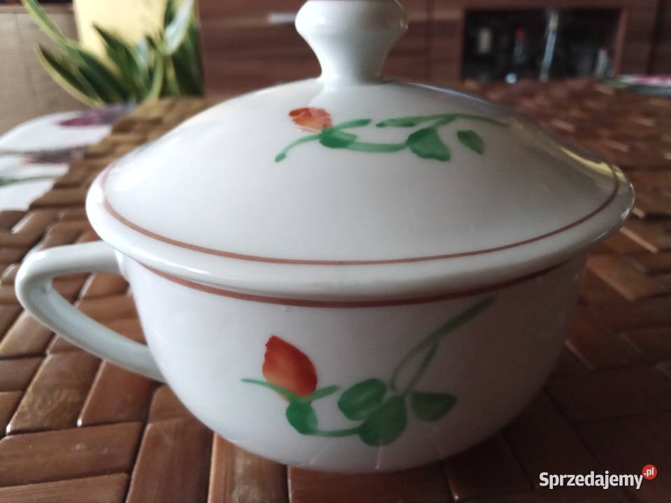 Prl Filiżanka porcelana z pokrywką kwiaty łódzkie sprzedam