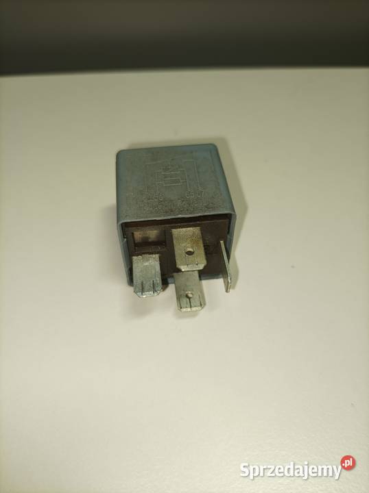 Przekaźnik 373 Audi a4 b5 Przekaźniki Radom