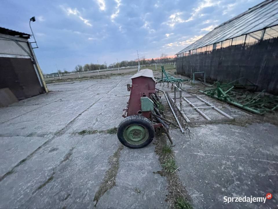 Siewnik poznaniak nieuszkodzony Siewniki i sadzarki