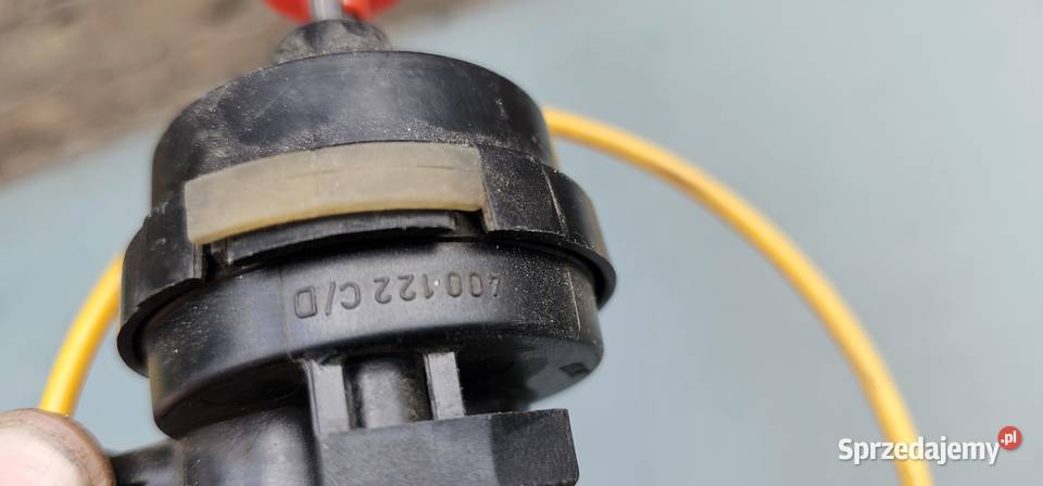 Siłownik klapki wlewu paliwa mercedes w124 wielkopolskie Zbąszyń