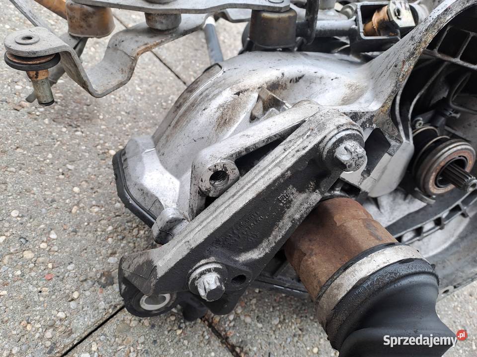 Opel Corsa D 12 16V A12XER skrzynia biegów F13