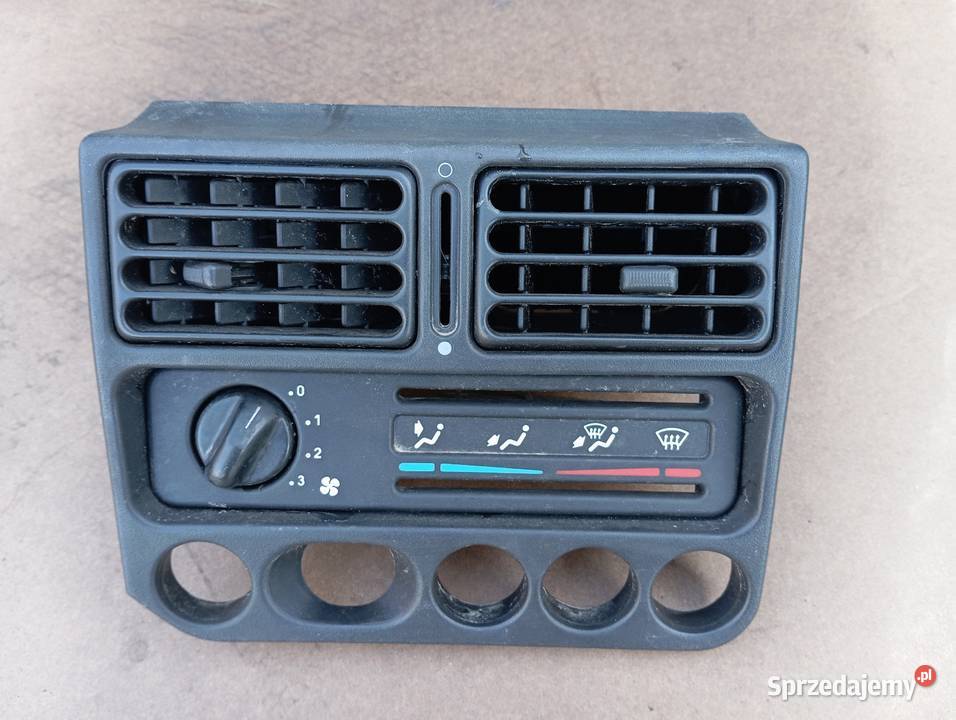 Konsola środkowa Ligier Nova Ambra osobowe Starachowice