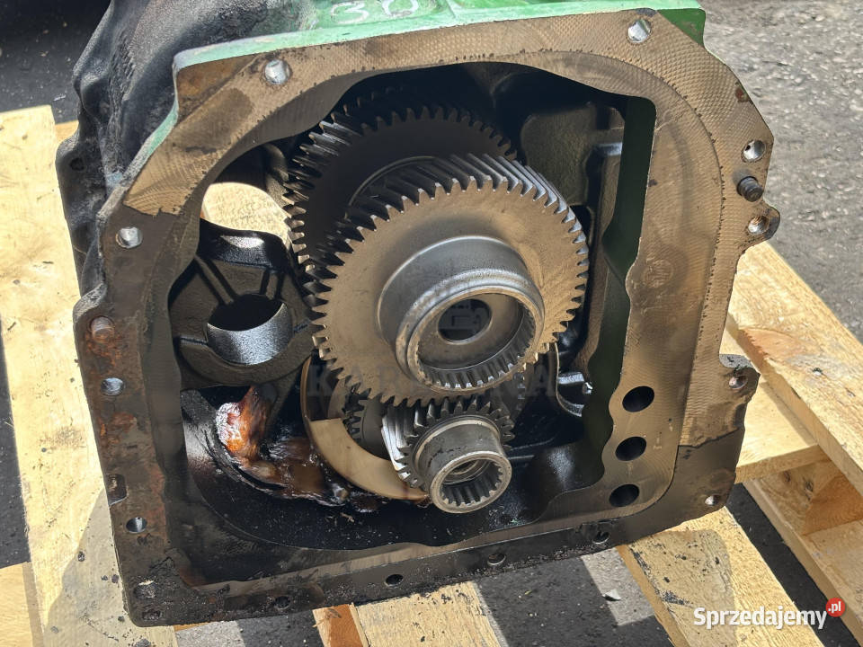 John Deere 6630 Obudowa skrzyni biegów L102062 Części i osprzęt rolniczy Jastrzębniki