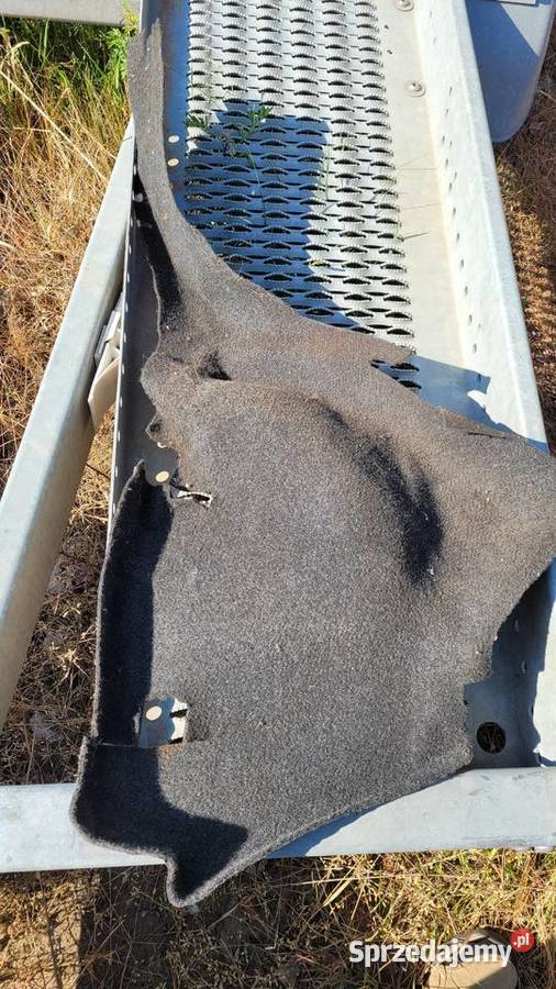 tapicerka bagażnika BMW E28 osobowe