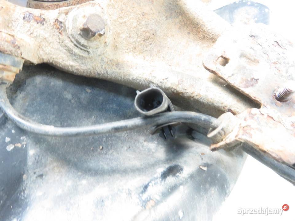 ZWROTNICA PRZEDNIA PRAWA ALFA ROMEO 159 19 JTDM Piasty i łożyska kół