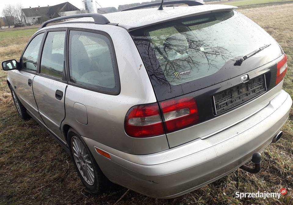 volvo v40 18b na alufelgach 16 na czesci Radzyń Podlaski sprzedam